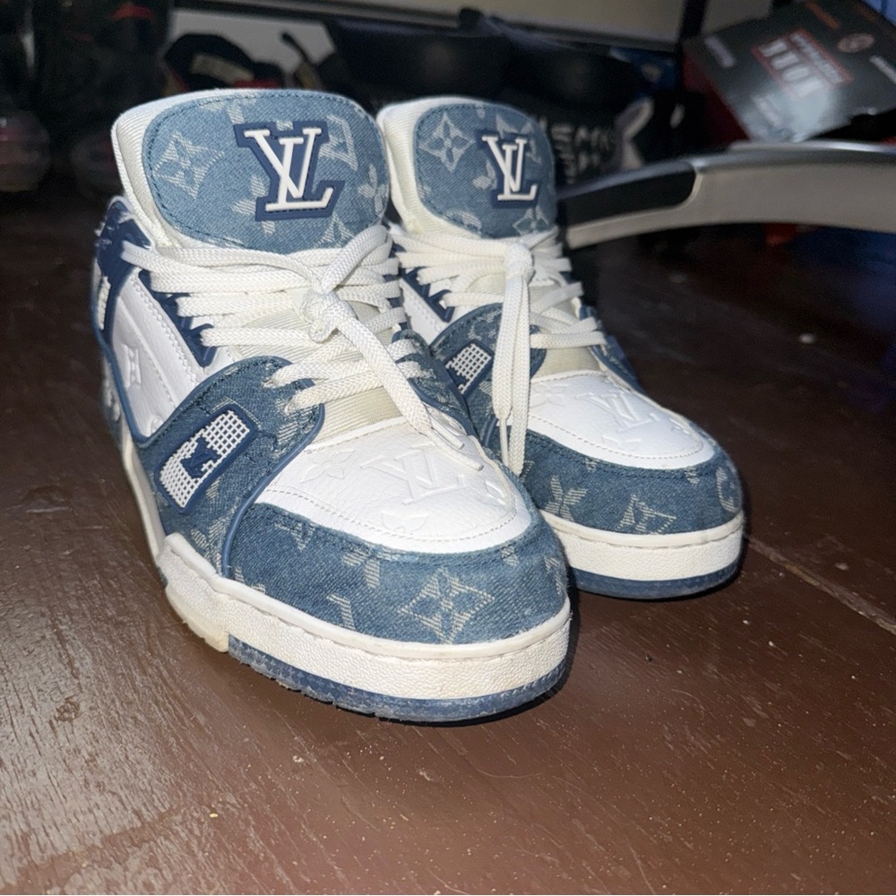 Louis Vuitton men’s trainer shoes BLUE
